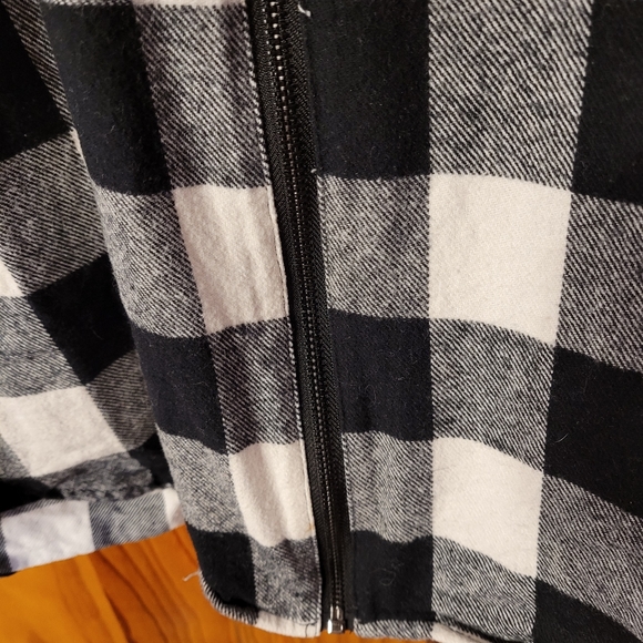 Fashion Nova Men Small Shirt Full Zip Long Sleeve Cotton Flannel Black and White - Picture 4 of 5